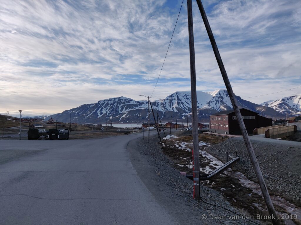 View from Longyearbyen towards Hiorthfjellet in June